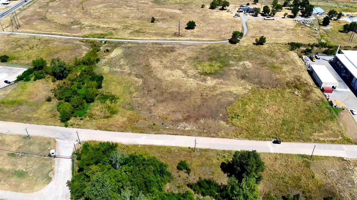 Aerial view of Denison Industrial Park and surrounding area